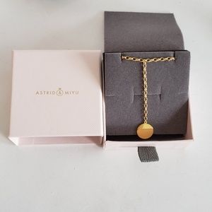 Astrid & Miyu basic circle lariat gold necklace